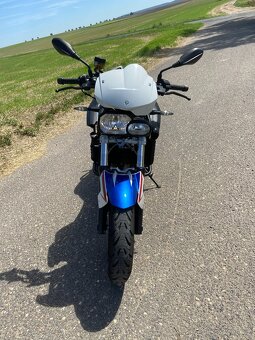BMW F800R - 4