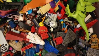 Lego volné, směs kostek a figurek - 4