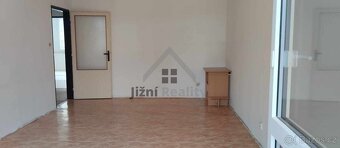 Prodej bytu 3+1/L v Jindřichově Hradci - 4