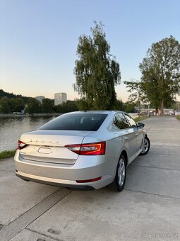 Škoda Superb 2020 rok 2.0 tdi - 4