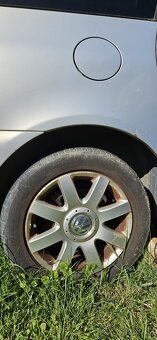 Seat Alhambra na díly jako celek - 4