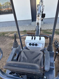 Mini bagr - 4