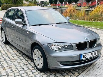 BMW Řada 1  2.0i 90KW MANUÁL SENZORY KLIMATIZACE - 4
