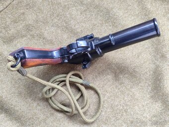 Signální pistole vz.30 - replika - 4