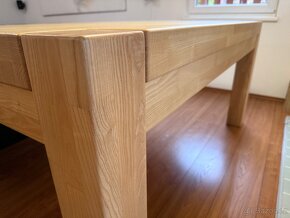 Masivní jasanový stůl vč.židlí - 4