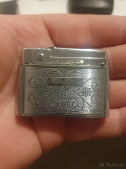 Starý zapalovač Bentley - 4