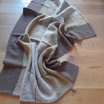 Vlnena deka Nová - 4