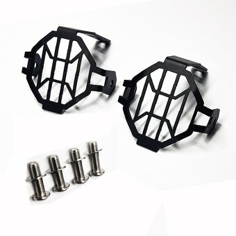 Kryty, mřížky mlhovek, přídavných světel BMW - 4