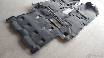 Nissan Pathfinder R51 : Koberce - 4