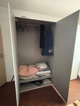 Šatní skříň - 4