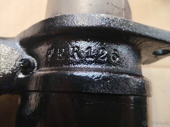 Moskvič díly startér - 4