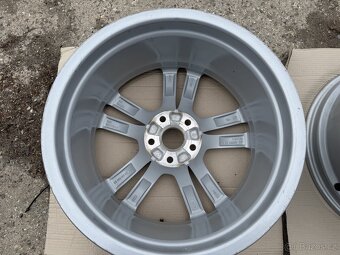 2ks alu disků audi r18 - 4