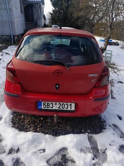 Toyota yaris - 4