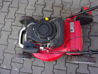 Benzínová sekačka s pojezdem - 4