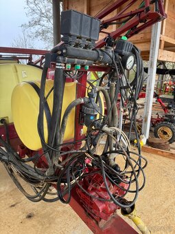 Postřikovač Hardi TR 2000 18 m - 4