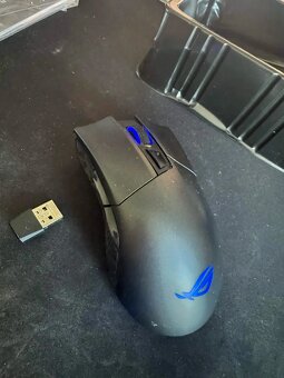 Bezdrátová herní myš ASUS ROG Gladius II Wireless - 4