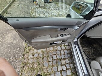 Audi a4 B7 2.5 tdi. 120 KW 6 q kombi  náhradní díly převodov - 4
