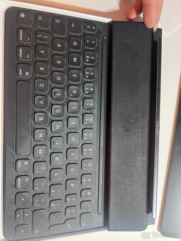 Apple Smart Keyboard MX3L2CZ/A – česká klávesnice pro iPad - 4