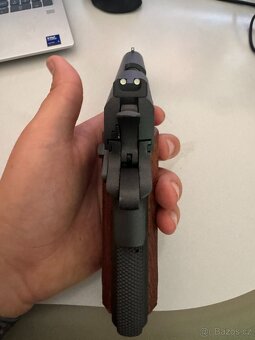 M1911 Plynová pistole - 4