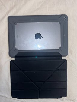 Prodam Ipad 2022 256GB - 4