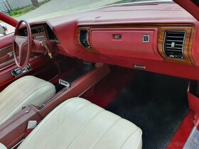1974_Buick Riviera_455CUI_V8 - 4