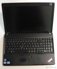 Notebook Lenovo ThinkPad Edge E530 červená - 4