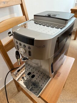 De'Longhi Magnifica S - 4