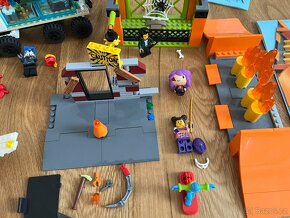 Lego - 4