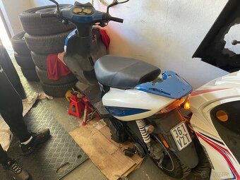 Skútr 50ccm na díly bez tp - 4
