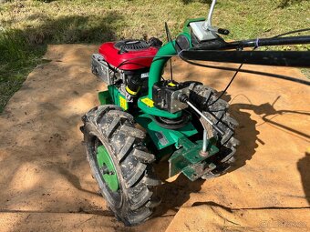 Jednoosý traktor ROBOT + bohaté příslušenství - 4