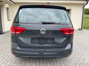 VW Touran 2.0TDi DSG 2019 - 4