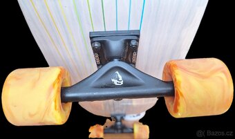 Skateboard zánovní sada vč. helmy a chráničů - 4