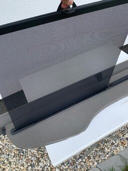Prodám zadní plato na Renault Espace IV s roletkami. - 4