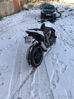 Honda cb1000r - 4
