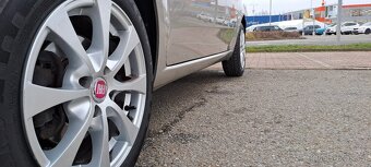 Fiat Grande Punto 1.2 najeto 78 000 km 1 maj. koupeno v ČR - 4