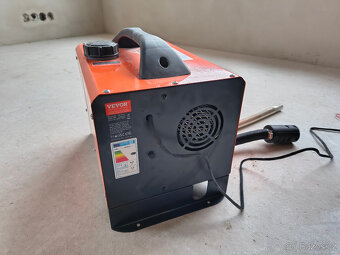NAFTOVÉ TOPENÍ VEVOR 5-8kW - 4
