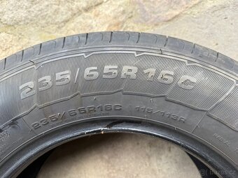 Pneu 235/65 R16C Goodyear - 4