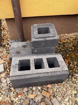 Presbeton Line Block černá - 4