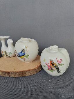 Miniaturní porcelánová váza a svícen ptáček od Arzberg - 4