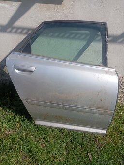 Audi A8 2004 prave dveře - 4