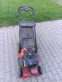 Sekačka Jonsered - 4