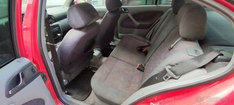 Škoda Octavia 1,6 benzin - 4