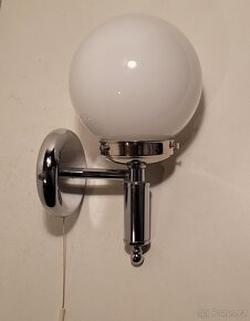 niklovaná nástěnná lampa, lampička , stínidlo bílá koule - 4