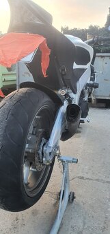 APRILIA TUONO V4 2014 - 4
