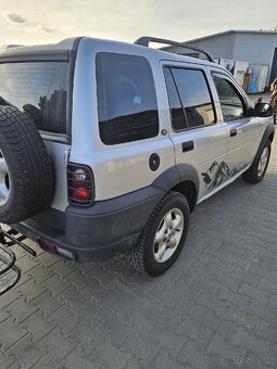 Land Rover Freelander 2.0 TD4 - 4