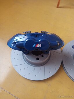 Trmeny bmw m sport a performance/kotouče - 4