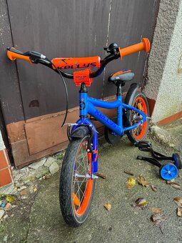 KELLYS Kolo Wasper a helma - 4