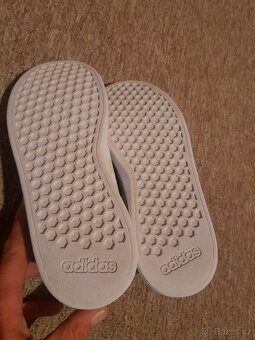 Dívčí tenisky Adidas Grand Court 2.0 K vel. 35 - 4