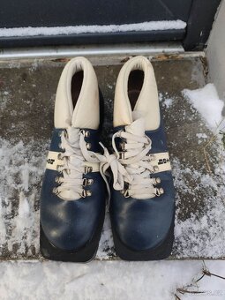 Běžecké lyže, boty, vázání, dětské sjezdovky - 4