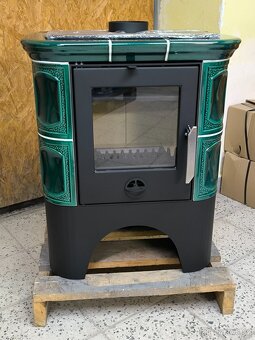 Kachlová krbová kamna 5,5  kW - 4